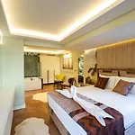 Lejlighed Merkezde Jakuzili Lueks - Ocekhomes Meva Fethiye