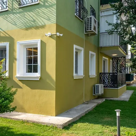 Merkezde Jakuzili Lüks - Ocekhomes Meva Fethiye