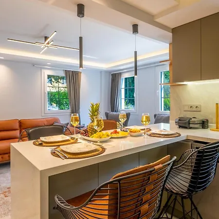 Merkezde Jakuzili Lueks - Ocekhomes Meva Apartmán